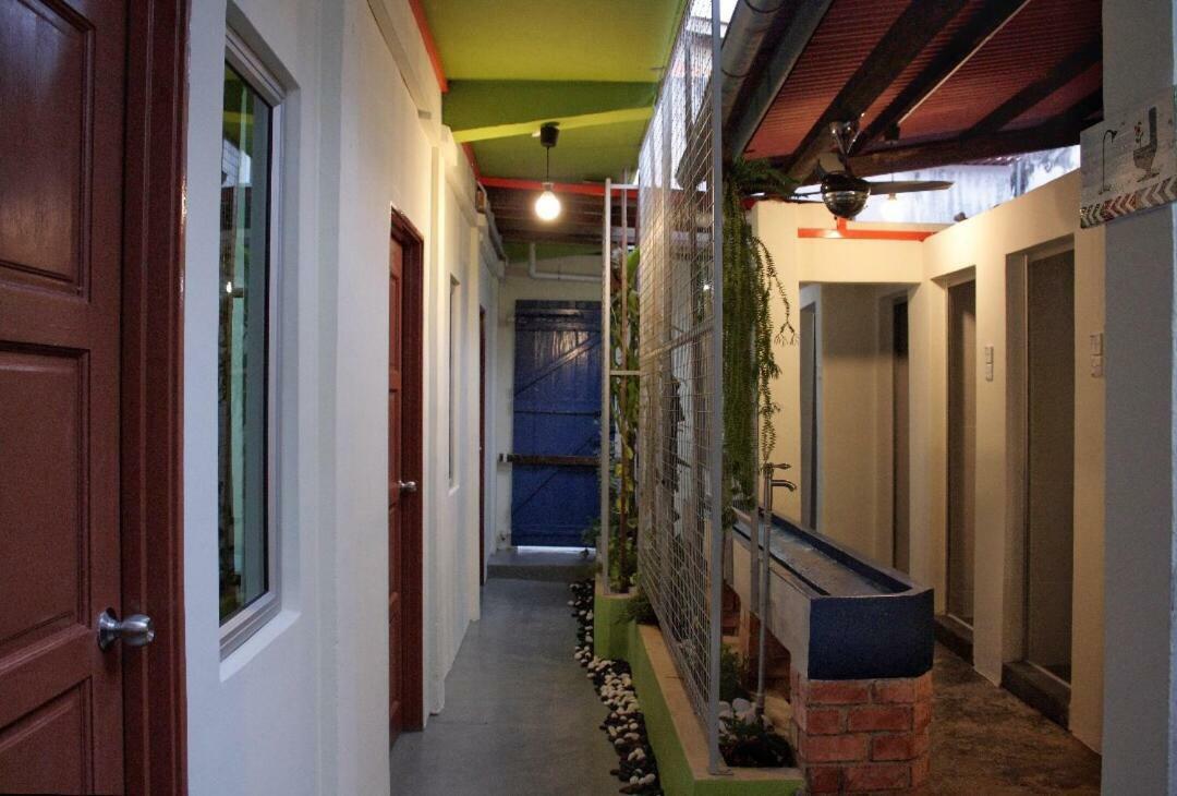 Kawan Kawan Guest House Malacca Exterior photo